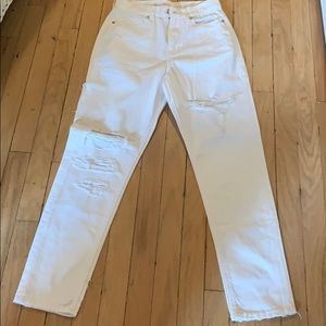 American Eagle Mom Jeans